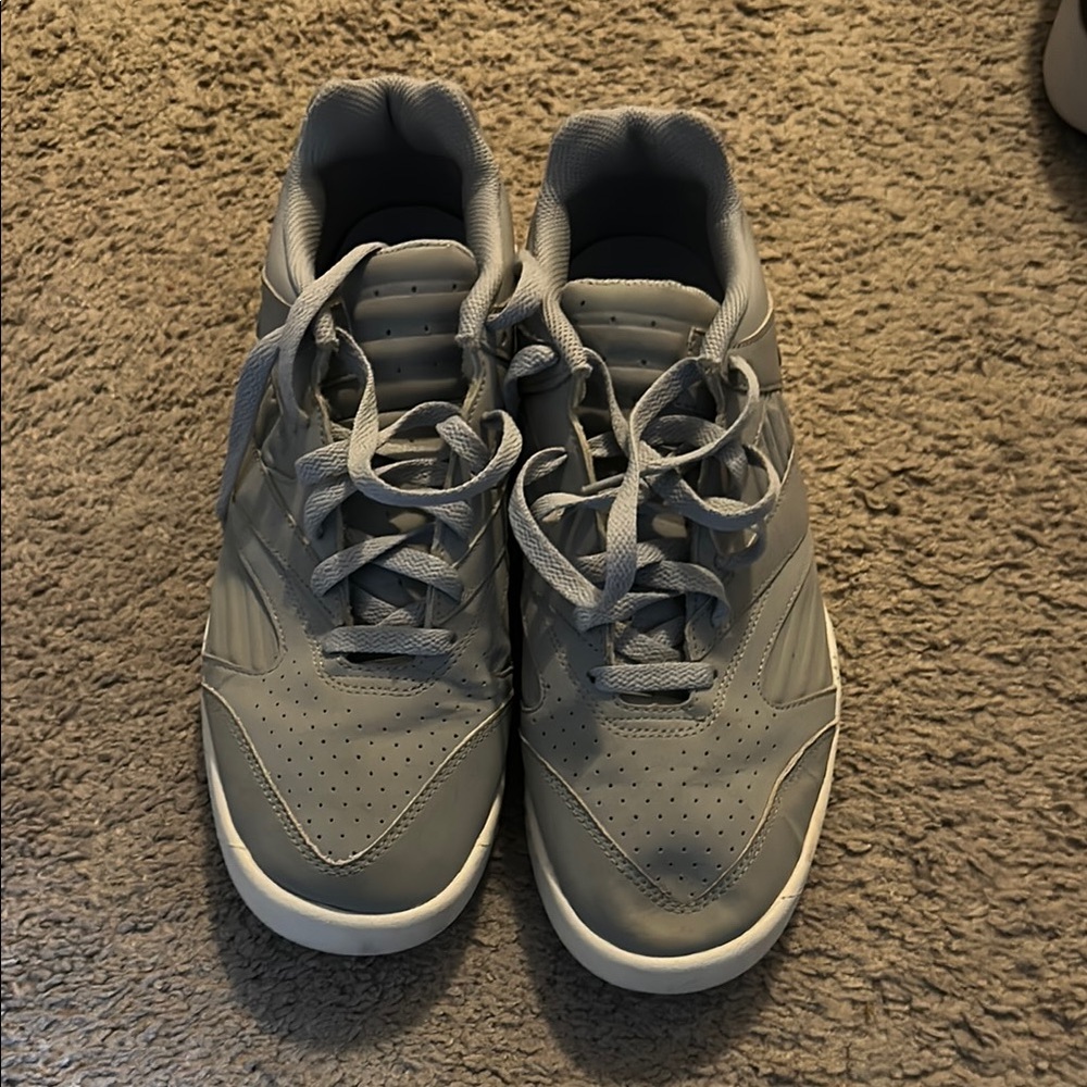 Men's Nike Air Tech Challenge IV  Gray.  Sis 10.5